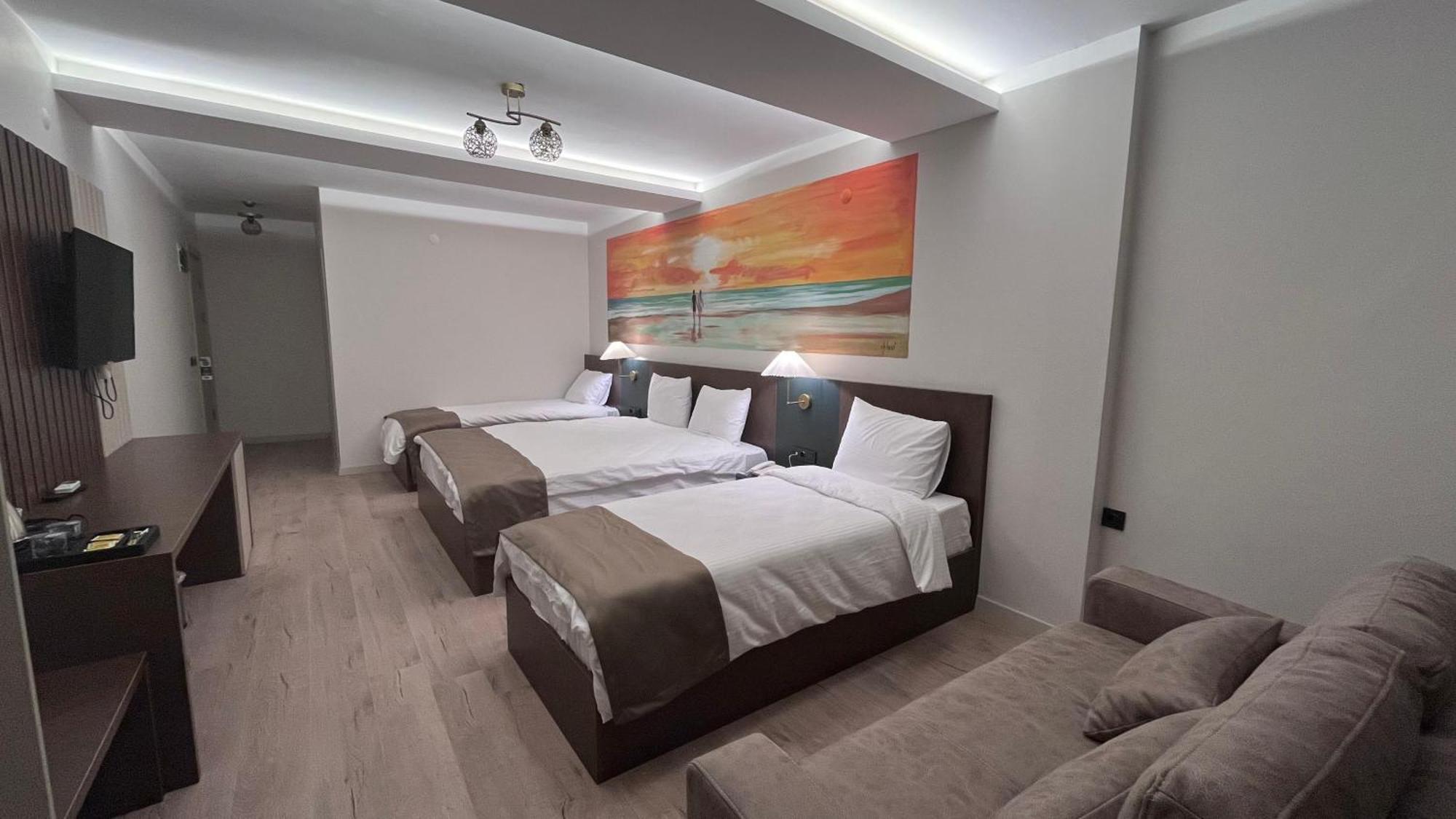 Sar-Per Hotel أديرني المظهر الخارجي الصورة