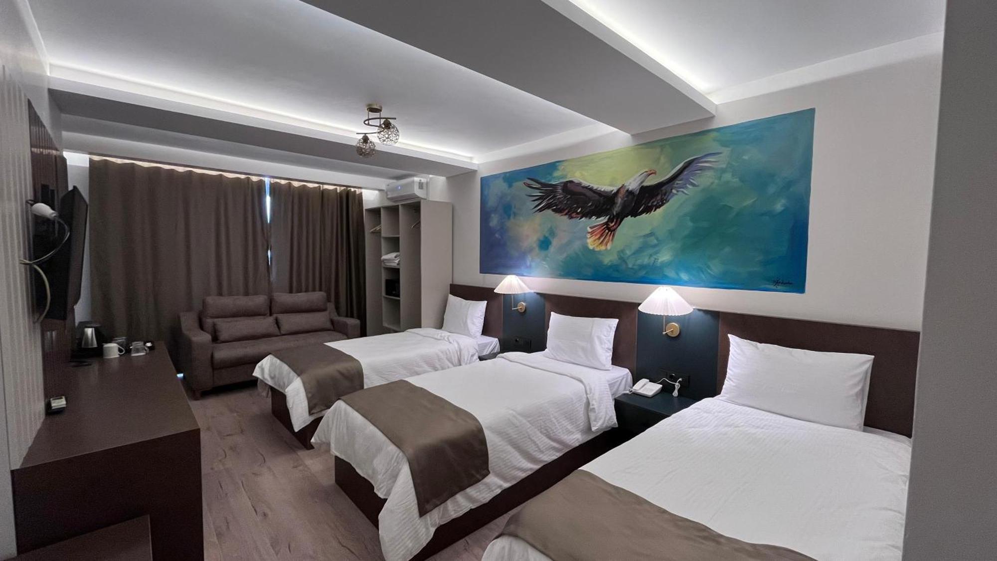 Sar-Per Hotel أديرني المظهر الخارجي الصورة
